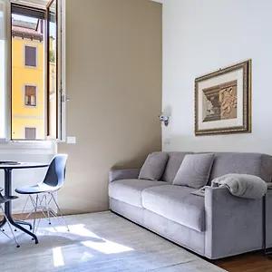 https://ariosto-social-club.italymilanhotels.net