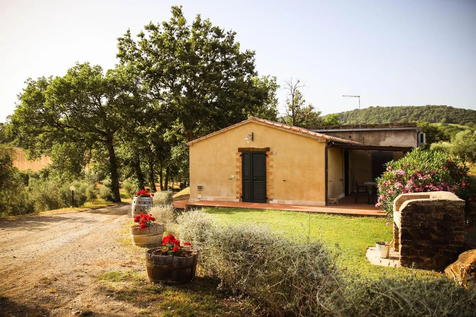 Bio Agriturismo Poggio Aione サトゥルニア 0*,